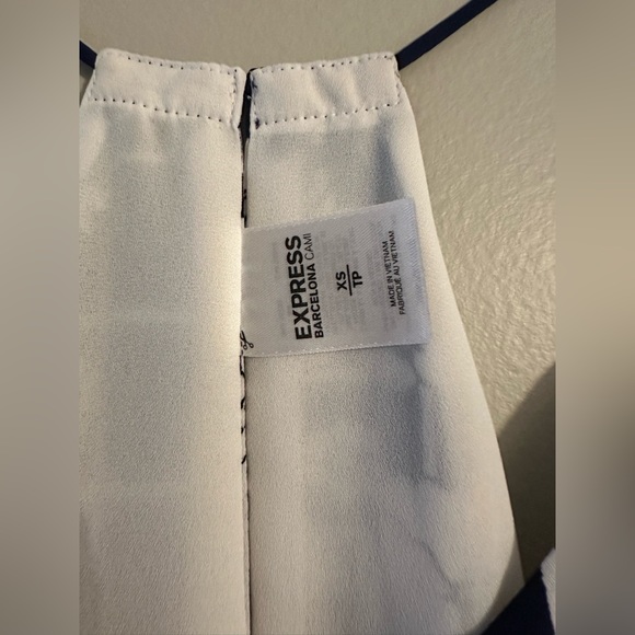 Express Tank - Picture 2 of 4